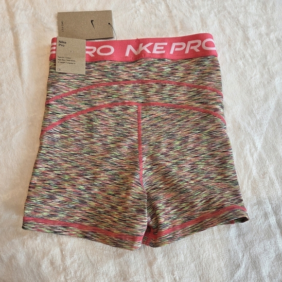 Nike Pro Women's High Rise 3" Training Shorts - HJ6348-629 - XS New Yoga Running - Picture 6 of 10